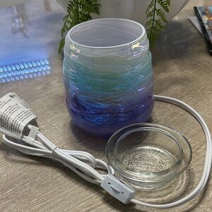 Scentsy Ocean Ombré Iridescent Blue and Purple Candle warmer
